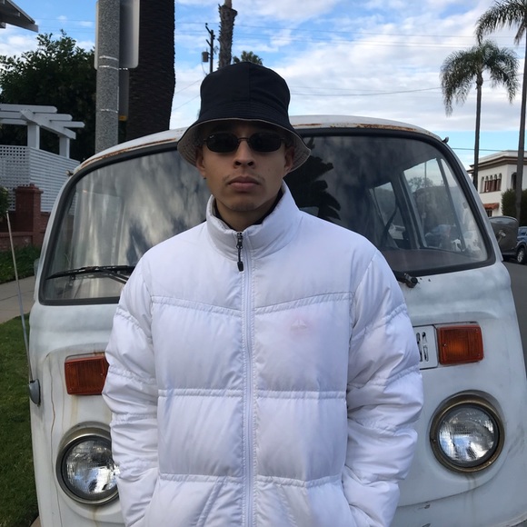 Meet your Posher, Omar - Picture 7 of 7